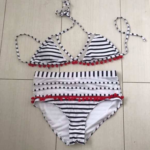 Bathing suit - Picture 2 of 2